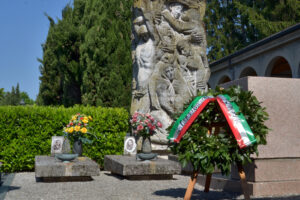 25 Aprile 2021, cerimonia presso il cimitero per la celebrazione della Festa della Liberazione