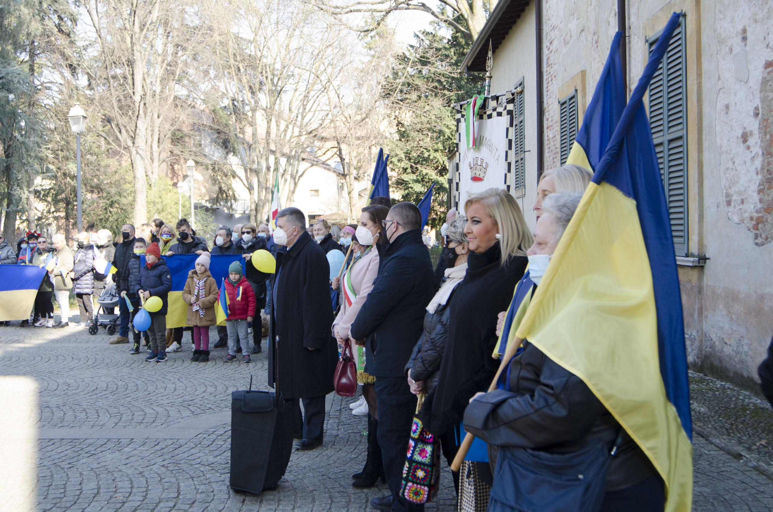 marcia per la pace magenta (33)