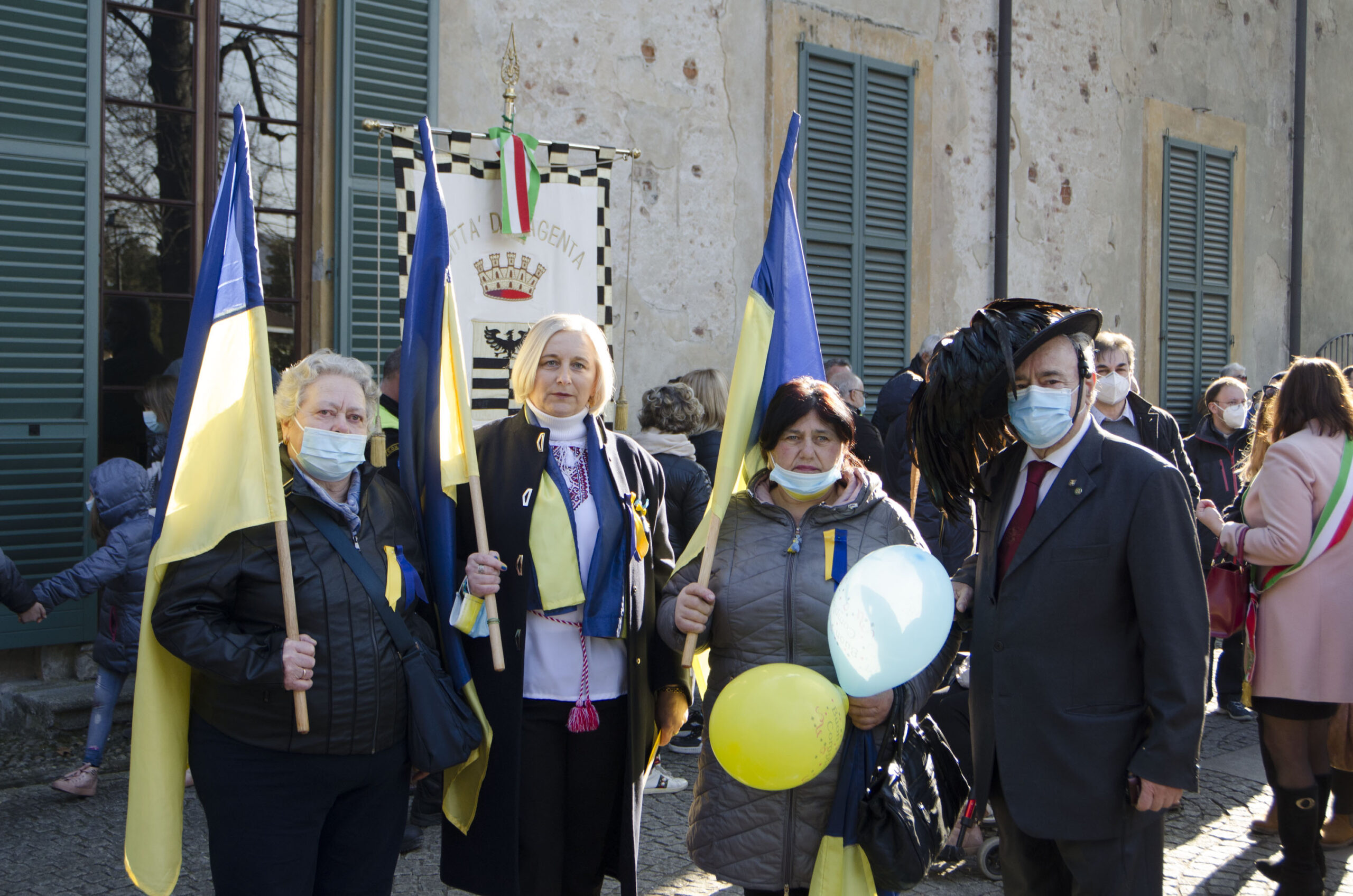 marcia per la pace magenta (47)