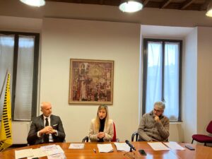 PRESENTATO ‘NATALE INSIEME 2022’, IL PROGRAMMA DELLE INIZIATIVE DELL’AMMINISTRAZIONE COMUNALE, DEI COMMERCIANTI E DELLE ASSOCIAZIONI CITTADINE PER LE FESTIVITA’